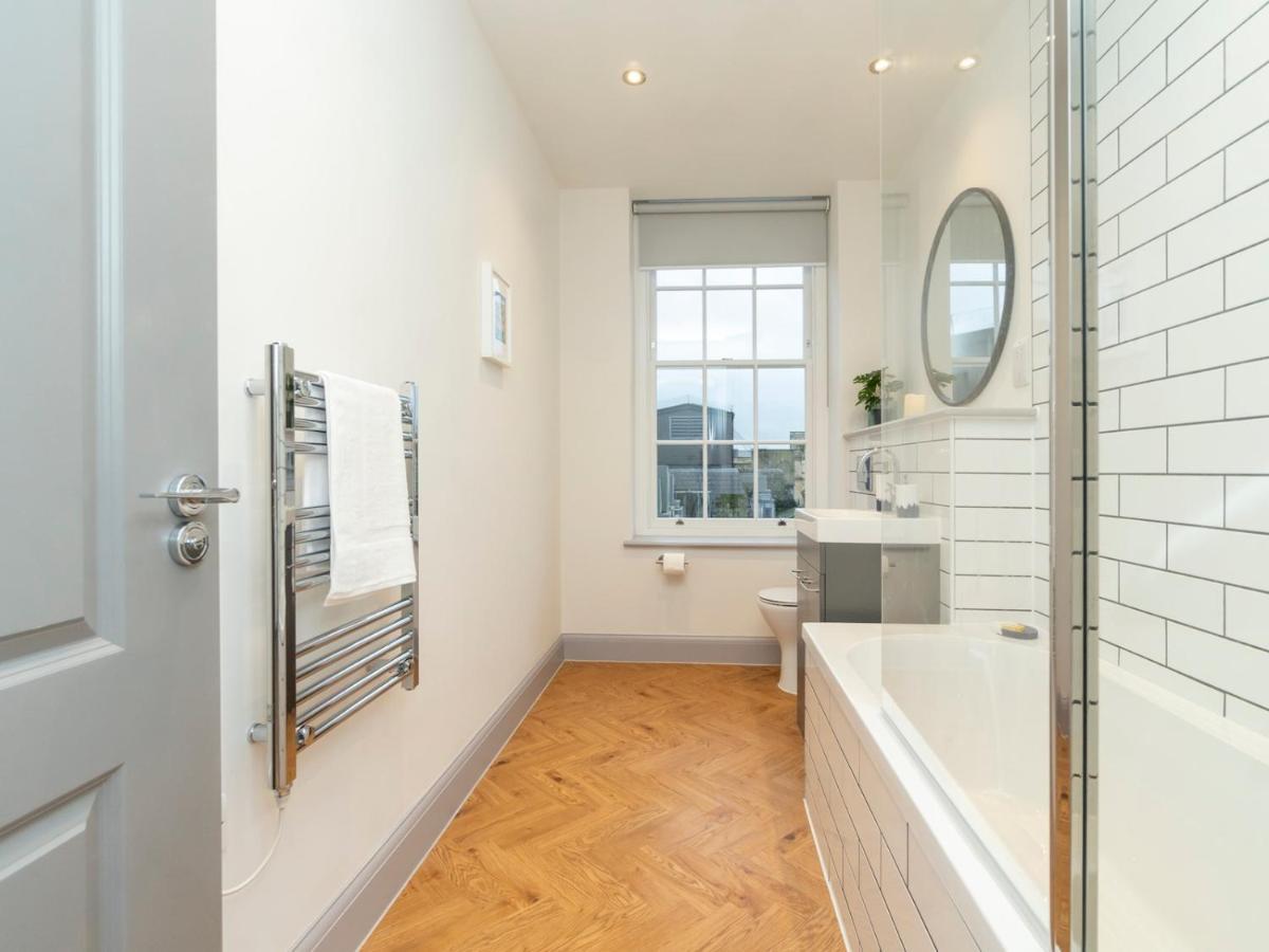 Pass The Keys Stunning 2 Bed Retreat In The Heart Of Bath Apartman Kültér fotó
