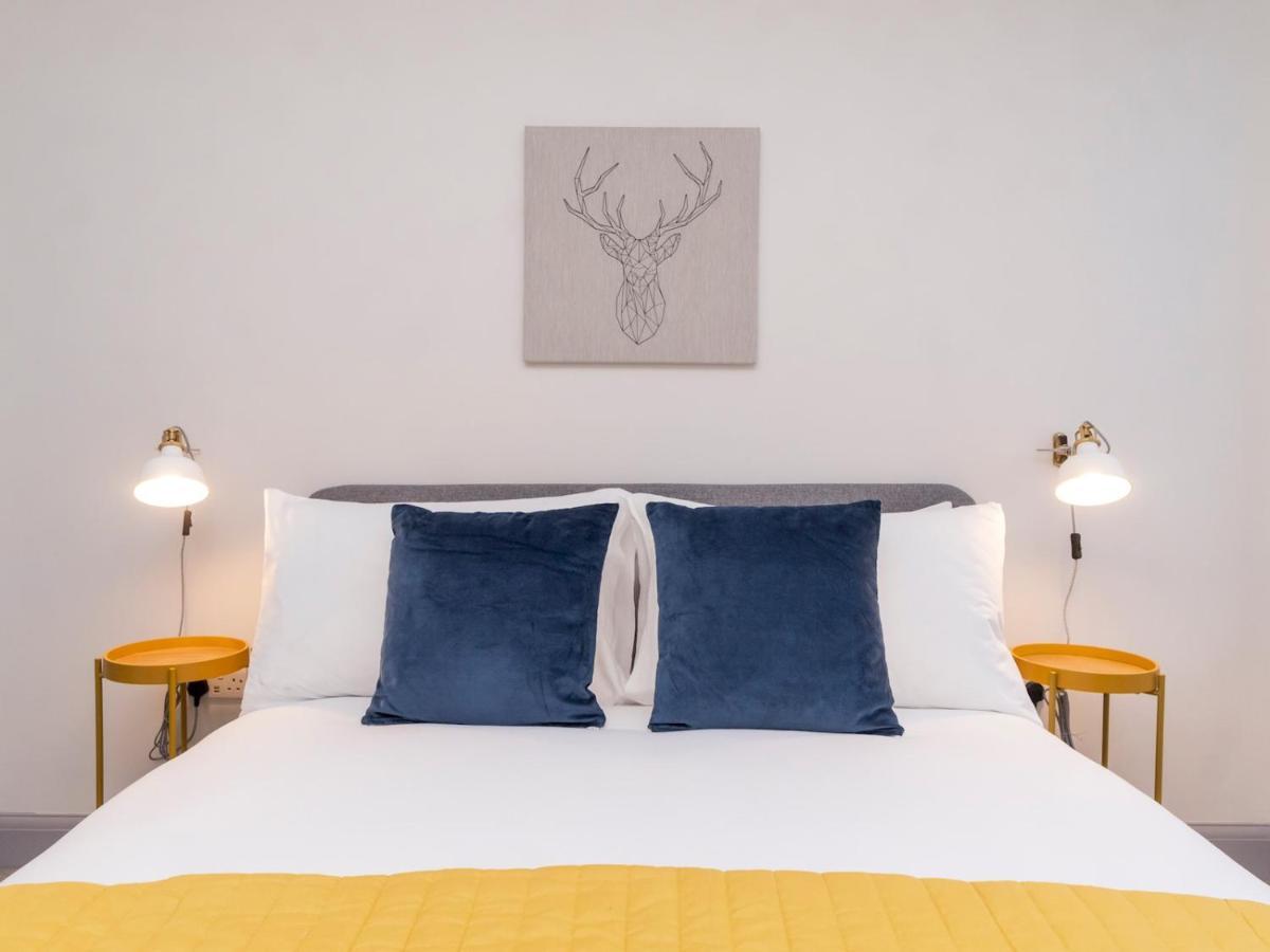Pass The Keys Stunning 2 Bed Retreat In The Heart Of Bath Apartman Kültér fotó